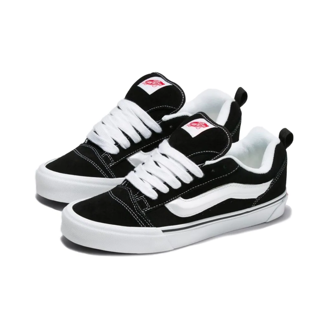 Knu Skool Black White